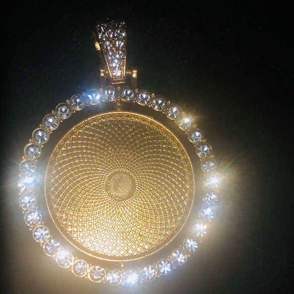 One of a kind beautiful hand made custom rotating memory pendant charm huge sale - Picture 4 of 11